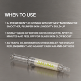 Tragen Sie die DALUMA LONGEVITY SKIN GLOW MASKE 5 PACK – eine Peel-off-Gesichtsmaske mit Retinol – zweimal wöchentlich mit dem Applikator in Spritzenform auf, um sich vor einem besonderen Anlass in Topform zu bringen oder um Ihrer Haut auf Reisen Feuchtigkeit zu spenden und einen Glass Skin Glow zu erzielen.